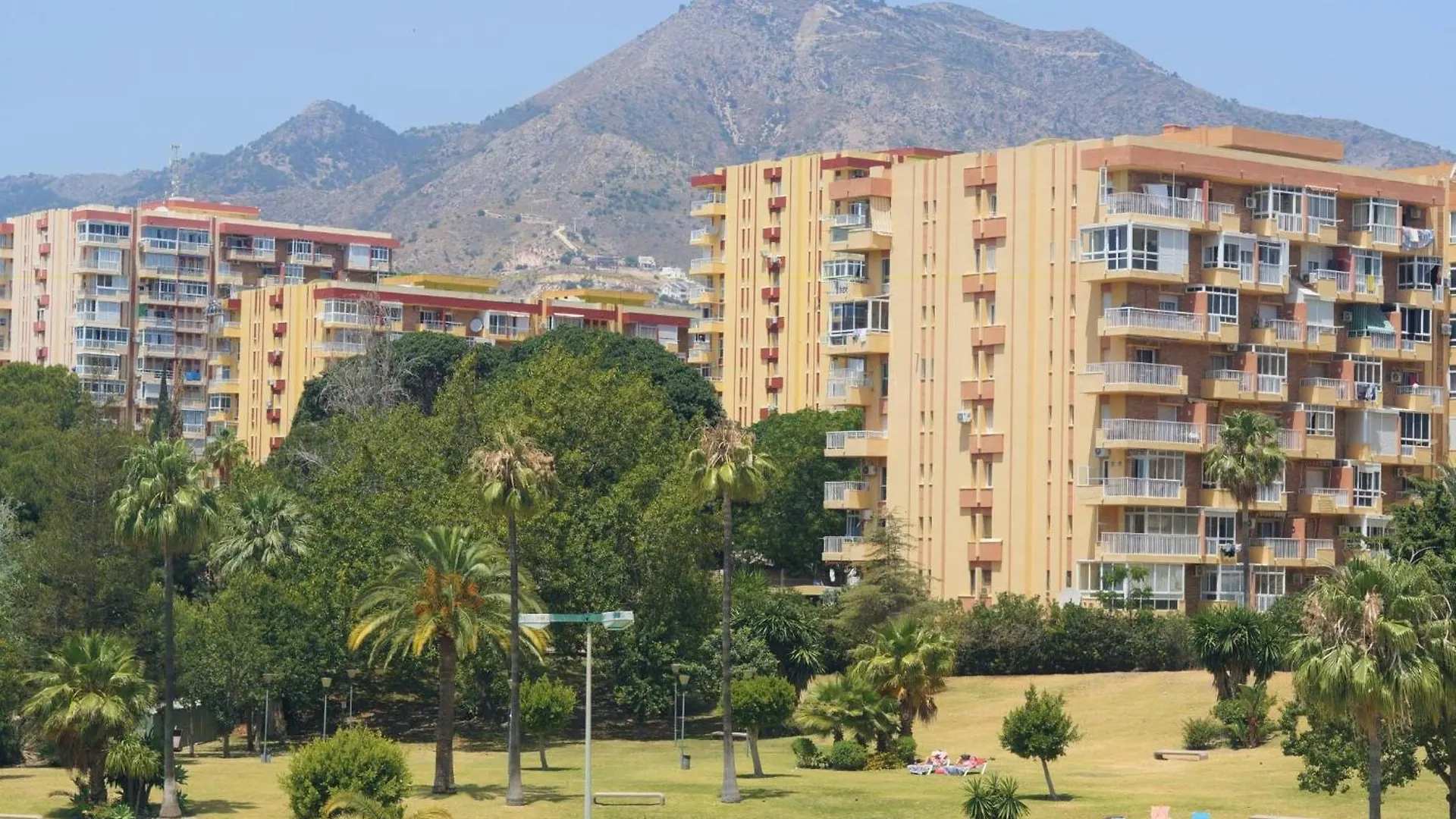 Apartment Cozy Estudio En Edificio Jupiter Benalmadena