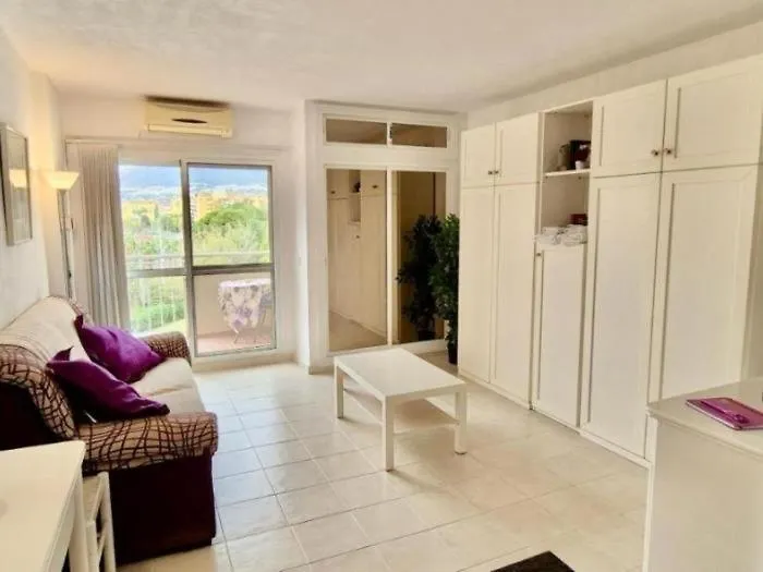 Cozy Estudio En Edificio Jupiter Benalmadena 0*,  Spain